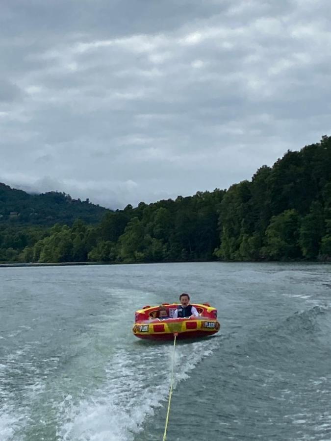 Eagle Mountain River Retreat เอลลิเจย์ ภายนอก รูปภาพ
